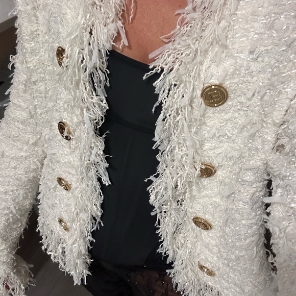 Balmain stunning white and cream fringe blazer! ๐ - Picture 4 of 11